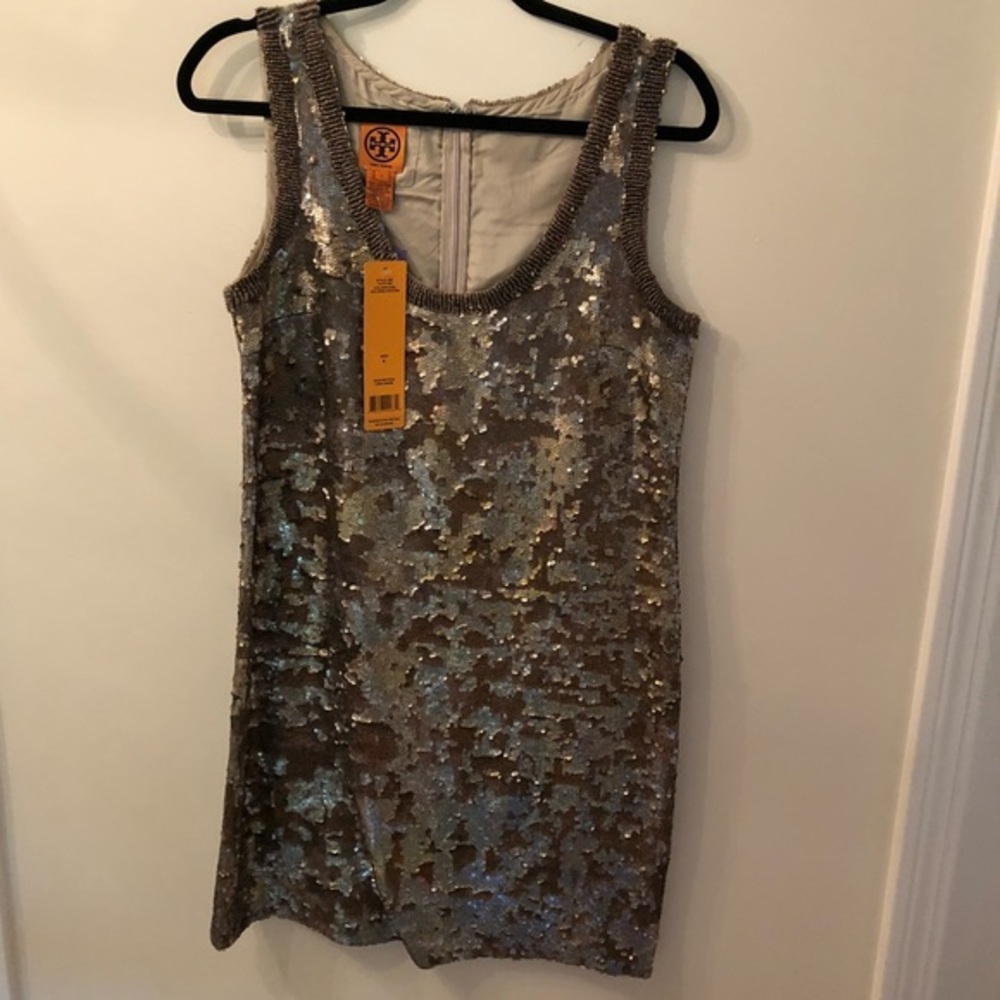 NWT Tory Burch Size 6 Gold & Silver Sequin Dress